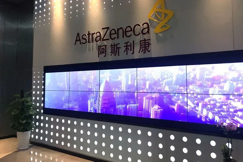 AstraZeneca-ს აქციები 6%-ით გაიზარდა: მერჯერულ ჭორებს კომპანიამ უარყოფითი პასუხი გასცა